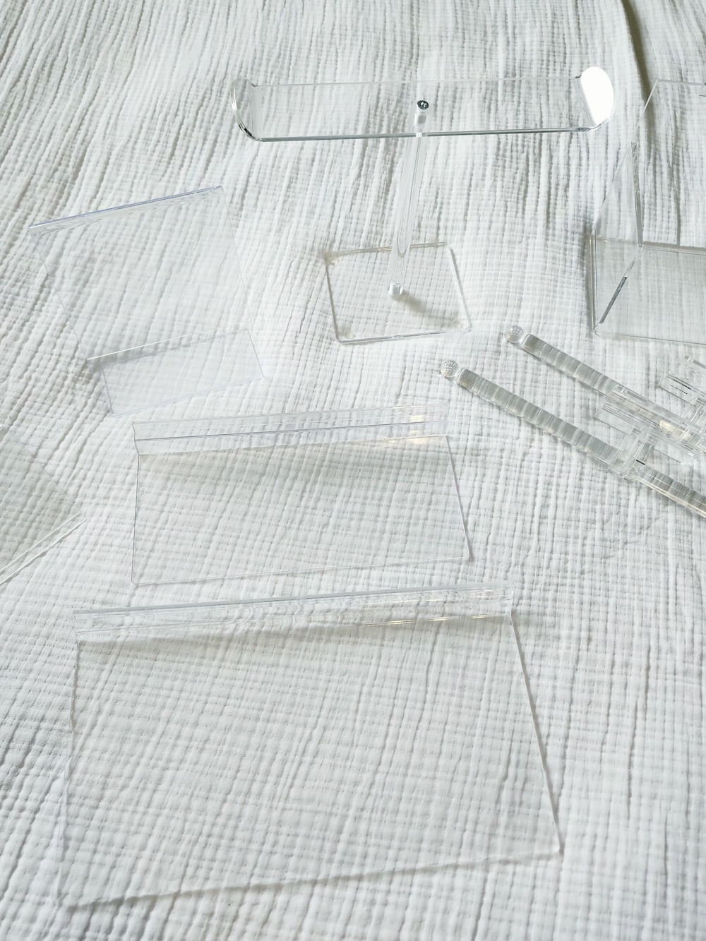 Clear Acrylic Slat Wall Supplies – Retail Display & Organization